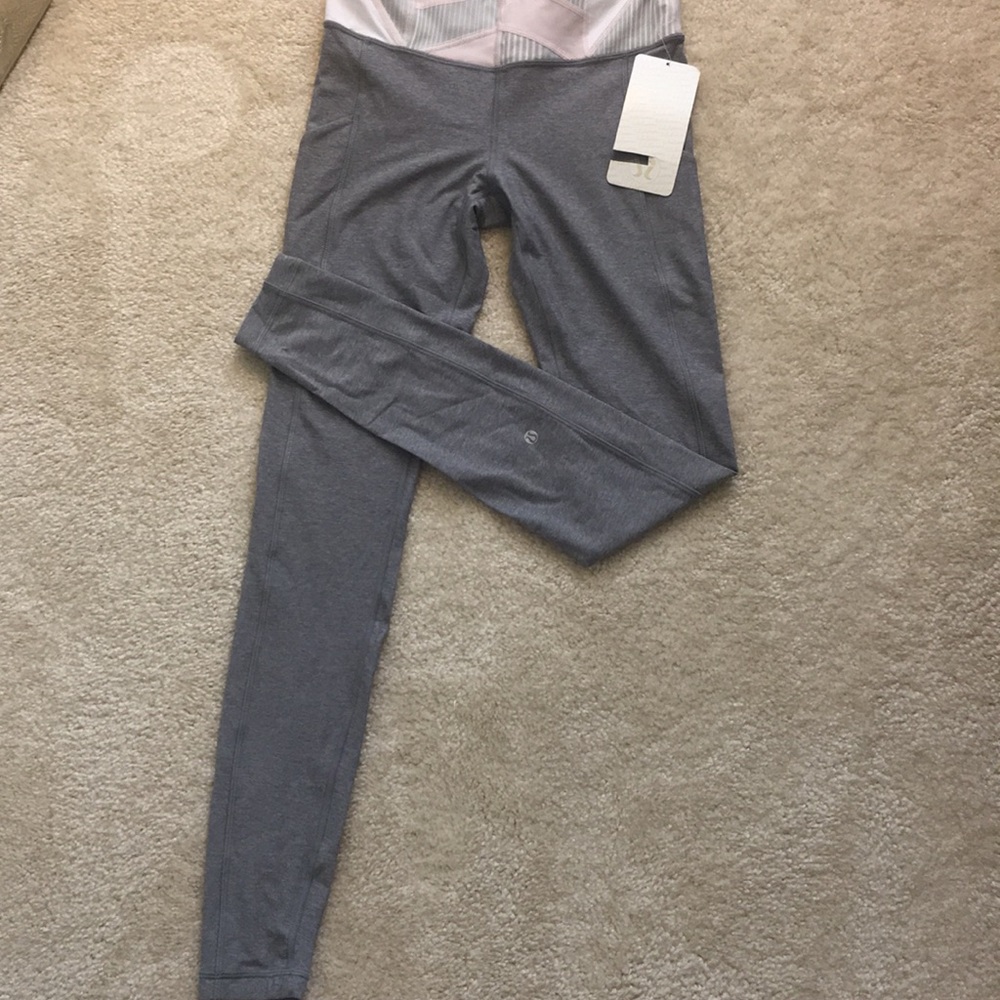 Lulu Leggings! NEVER WORN.